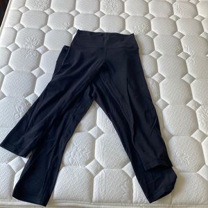 TWO size 6 lululemon align 21” Black